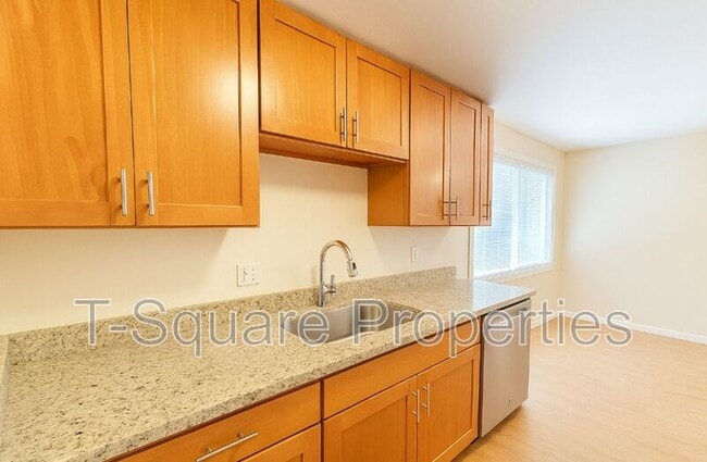 Photo - 325 5th Ave S House