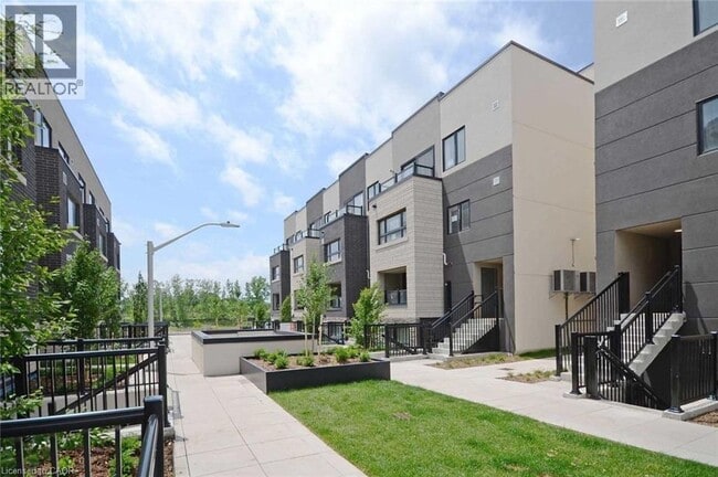 Photo du bâtiment - 1135 Cooke Blvd.