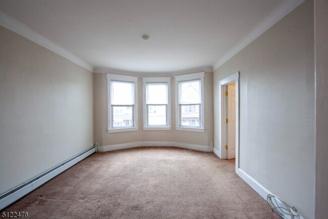 Building Photo - 85 W 13th St