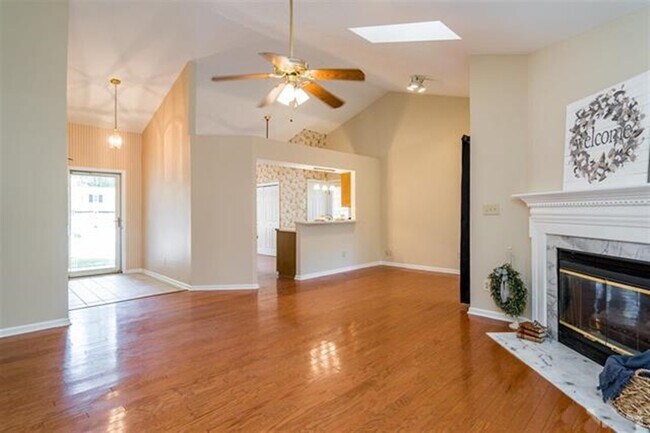 Building Photo - 1014 Laurens Way
