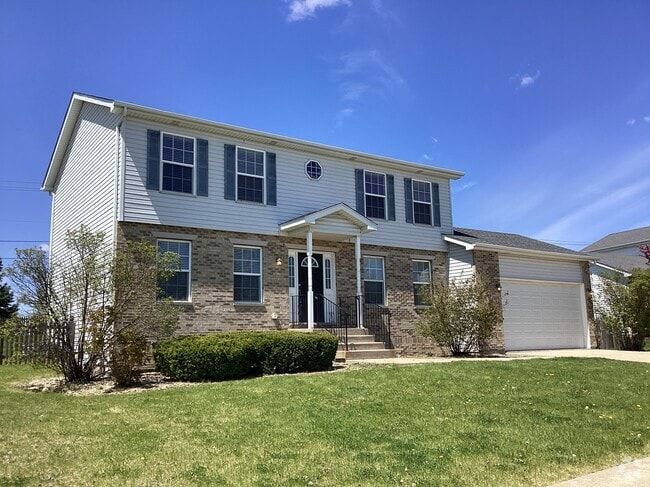 Building Photo - 1305 Bassett Dr