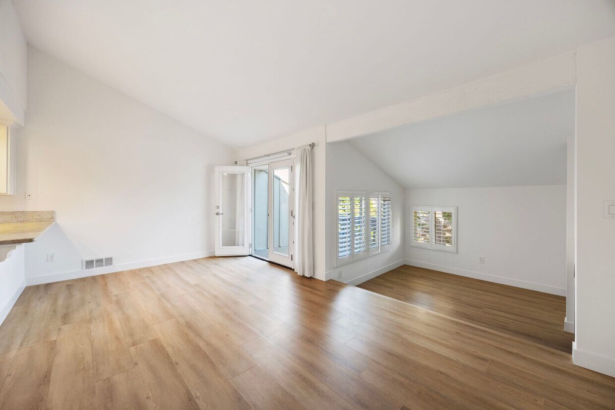 Primary Photo - Updated studio - available now