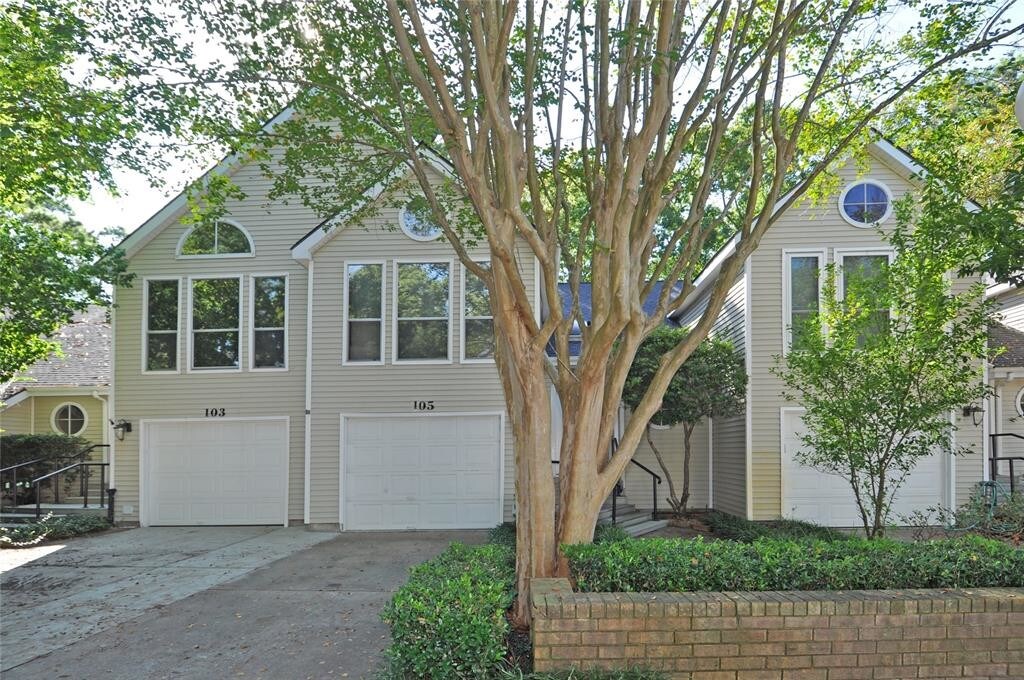 Primary Photo - 3303 Golden Trails Dr