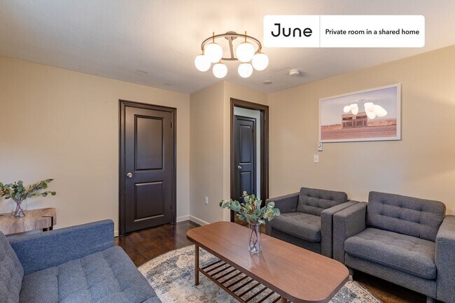 Foto del edificio - Room in Shared 6 bed/4 bath home in Brighton