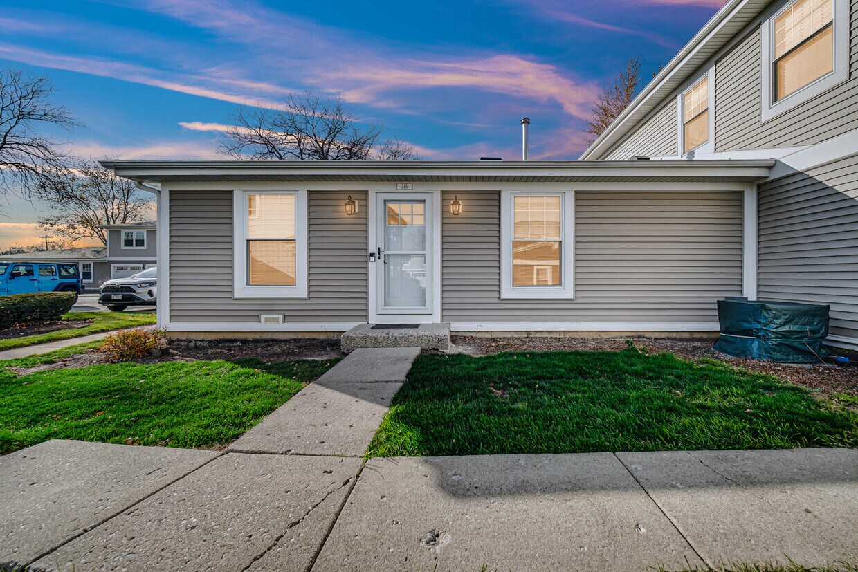 315 Farmingdale Cir, Vernon Hills, IL 60061 Townhome Rentals in