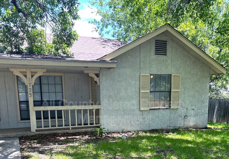Primary Photo - 1723 Patricia Dr