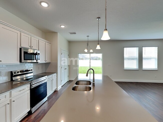 Building Photo - 2829 Ponds Trl