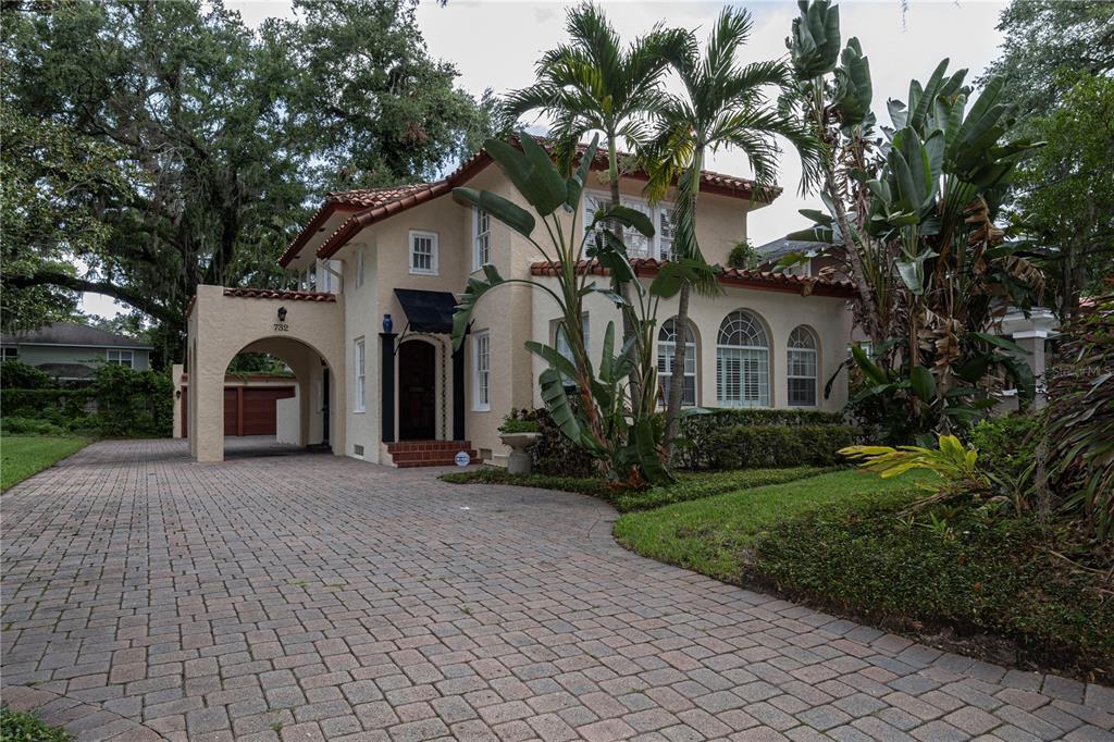 Foto principal - 732 Edgewater Dr