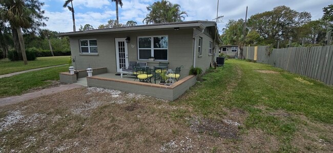 Building Photo - 2019 46th Street Ct E
