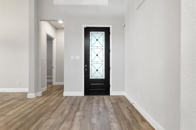 Foto del edificio - 1001 Grassy Shore Ln