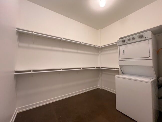 Foto del edificio - 1131 W Winona St