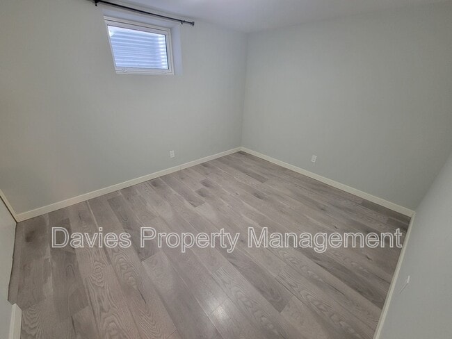 Building Photo - 8510-8152 152 St NW