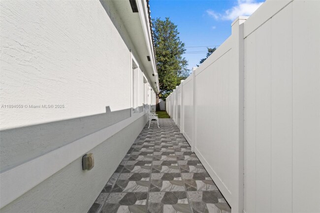 Foto del edificio - 6035 SW 40th Ct