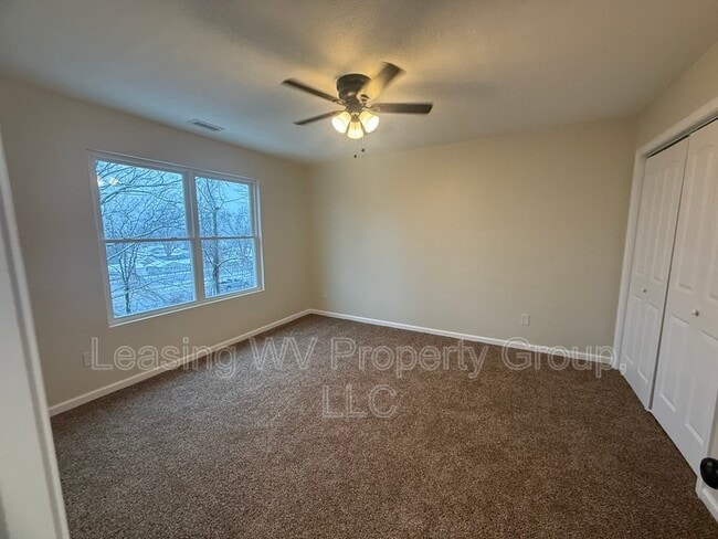 Building Photo - 137 Christian Ct