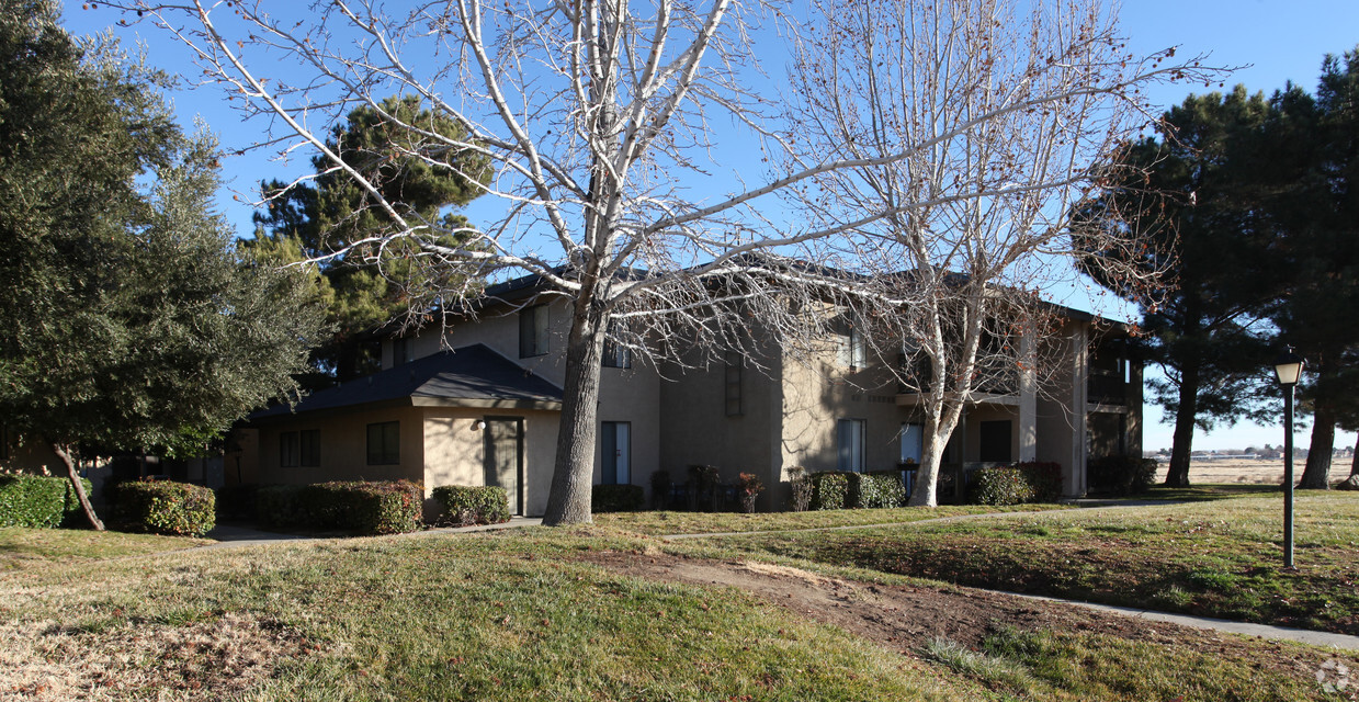 Building Photo - Cedar Ridge Apartments