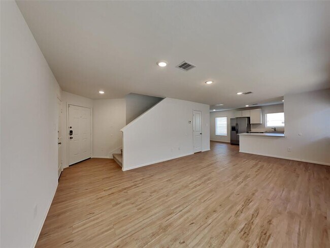 Foto del edificio - 3023 Twisted Myrtle Dr