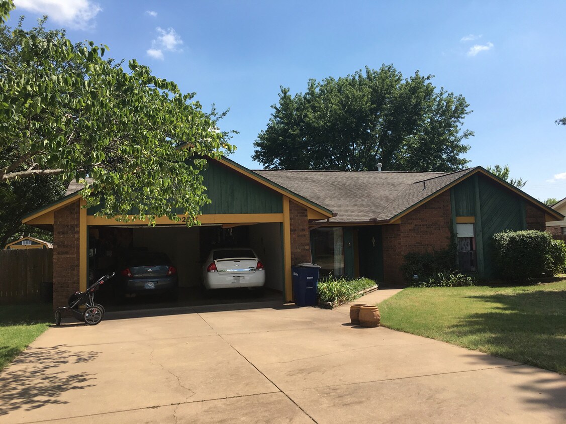 Foto principal - 2821 W 28th Ave
