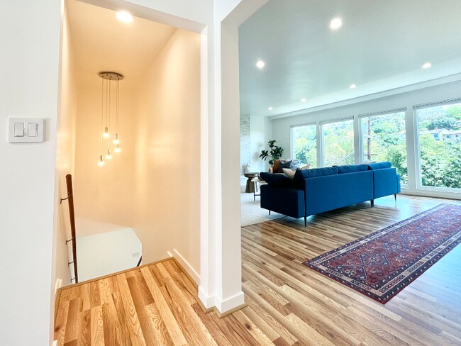 Foto del edificio - 420 Tamarac Dr