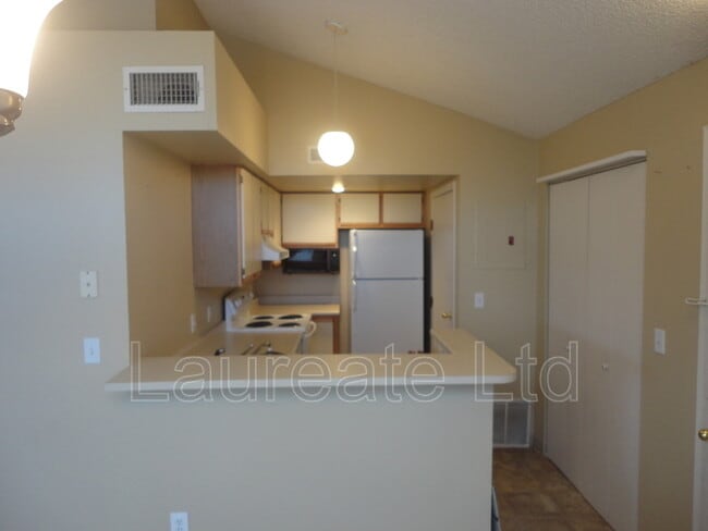 Building Photo - 4760 S Wadsworth Blvd