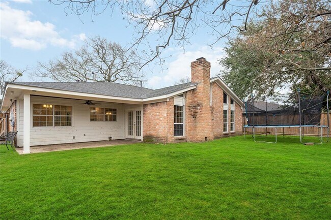 Building Photo - 13842 Maisemore Rd