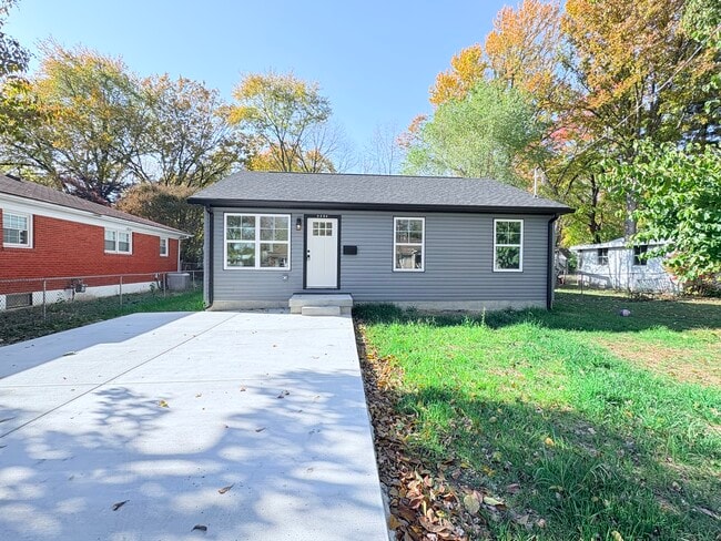 Photo - Hillside Dr House