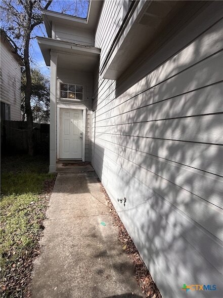 Foto del edificio - 828 Sagewood Trail