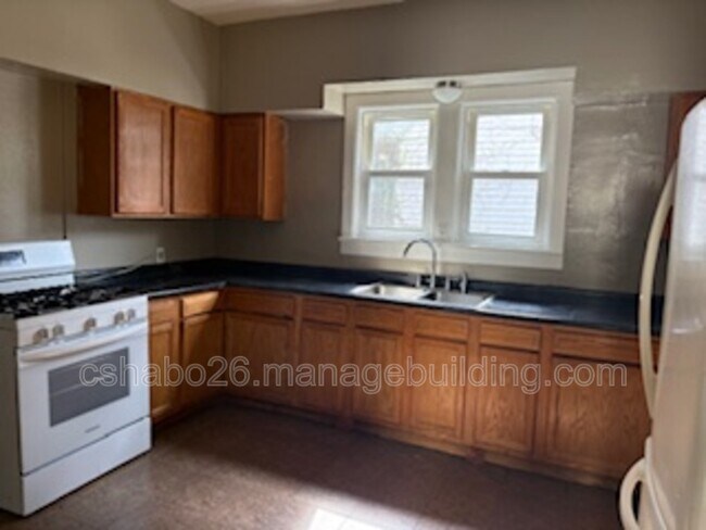 Foto del edificio - 1193 S Washington Ave