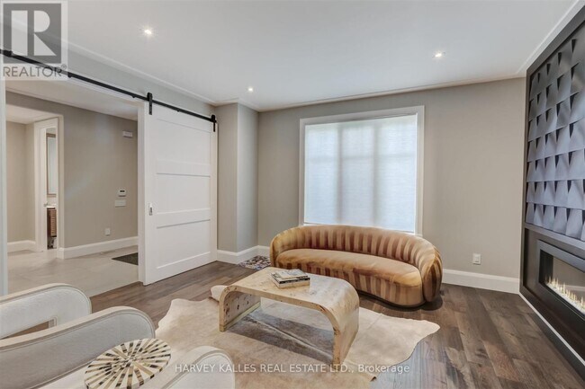 Photo du bâtiment - 366 Galt Ave