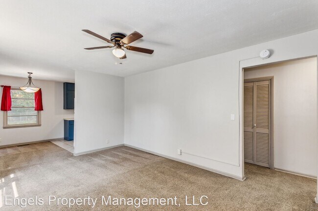 Building Photo - 3 br, 1 bath House - 6355 N Mobile