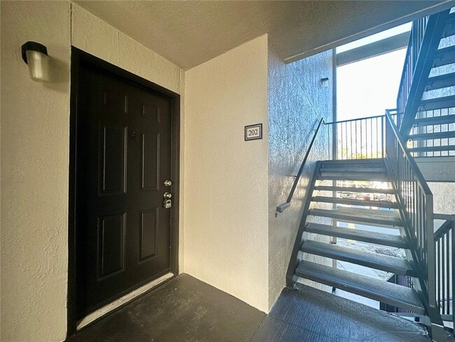 Building Photo - 7511 Seurat St