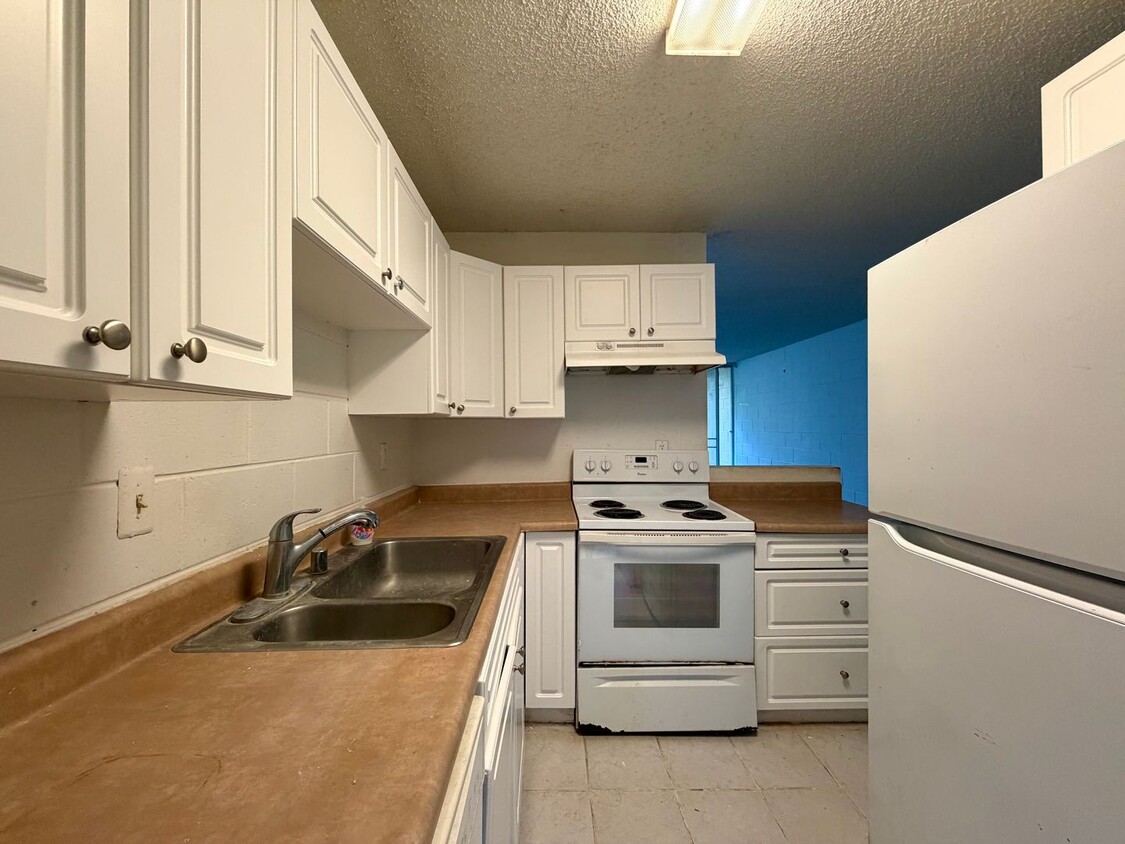 Mililani - 2 Bed, 1 Bath Condo w/ 2 Parking, Pets OK! - Mililani - 2 Bed, 1 Bath Condo w/ 2 Parking, Pets OK!