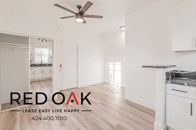 Foto del edificio - 1017 S Kingsley Dr