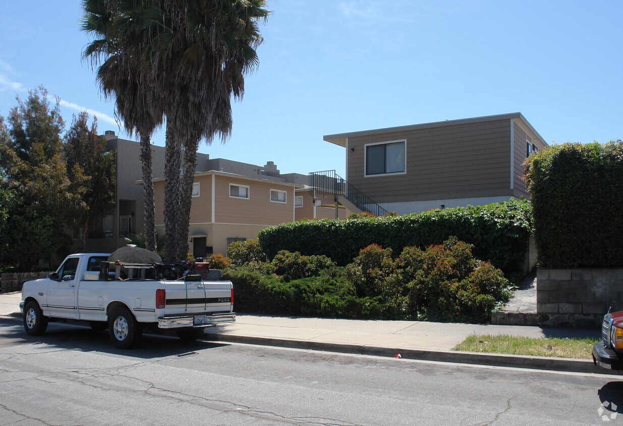 Foto del edificio - 2009 Thomas Ave