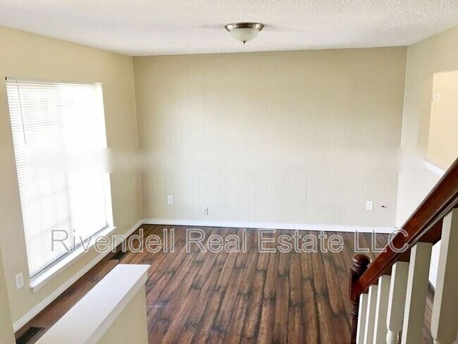 Foto del edificio - 2295 S Norfolk St