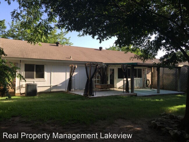 Foto del edificio - 3 br, 2 bath House - 1617 Kingston Drive