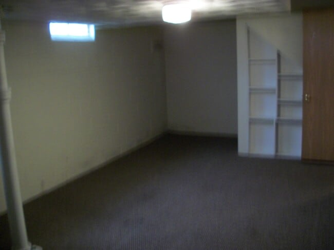 Building Photo - 1439 Mac Dr