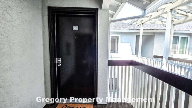 Foto del edificio - 6700 NE 182nd St