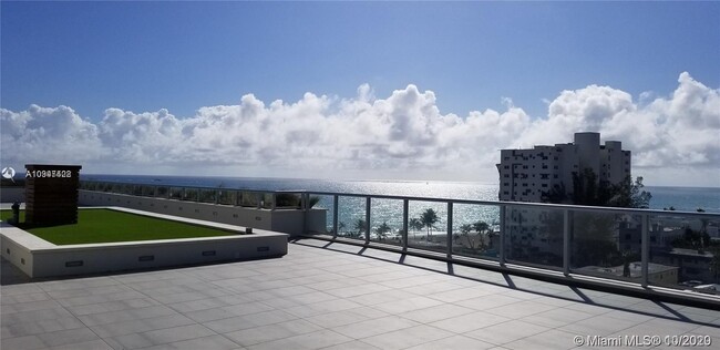 Foto del edificio - 777 N Ocean Dr