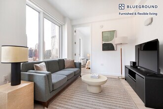 Building Photo - 150 Lawrence St