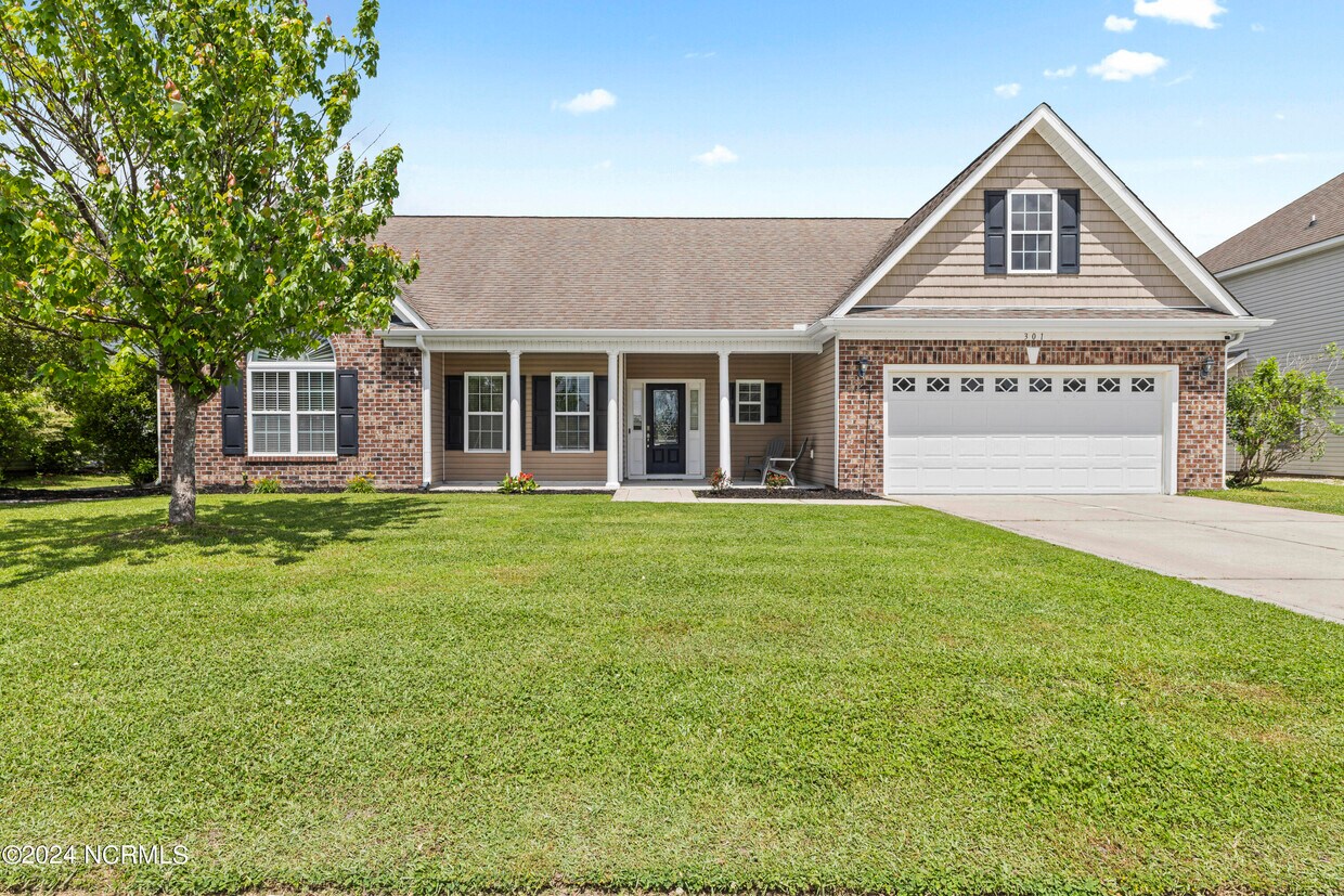 Primary Photo - 301 Wynbrookee Ln