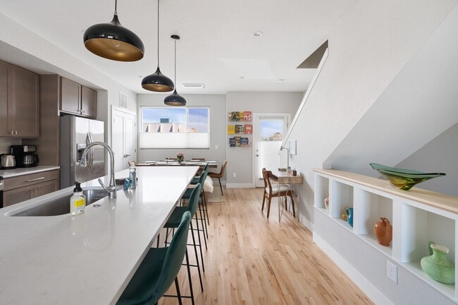 Building Photo - Fully Furnished 3 Bedroom 3 1/2 Bath in Wheat Ridge