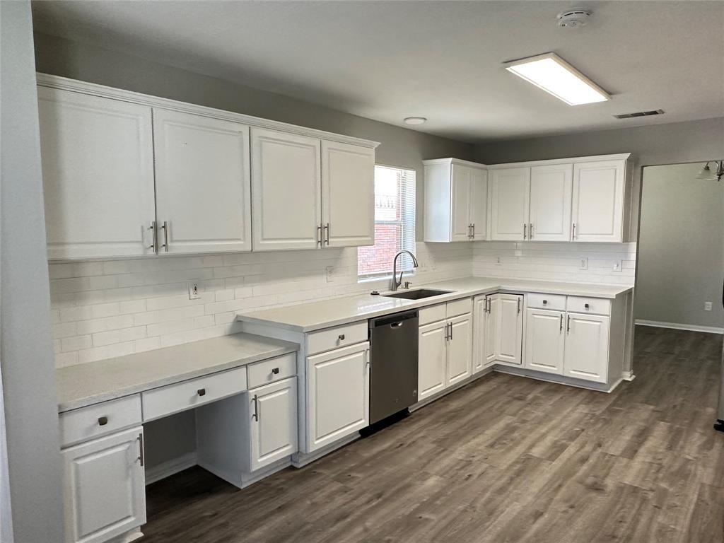 Foto principal - 806 Legend Spring Dr