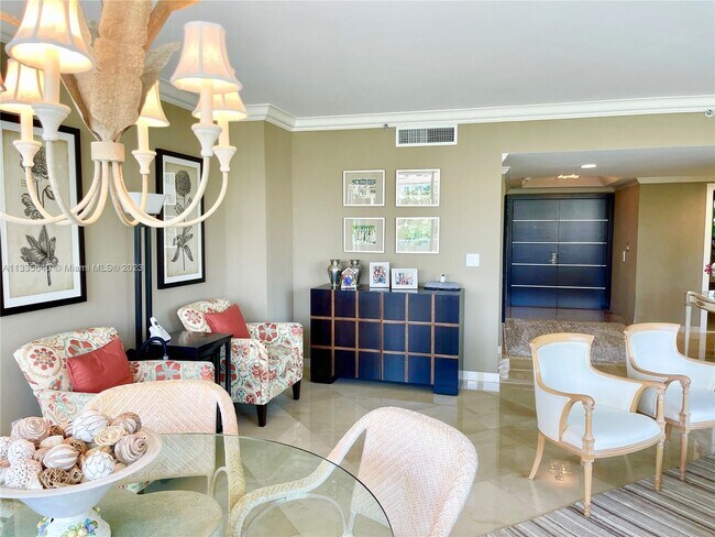 Foto del edificio - 2000 Island Blvd