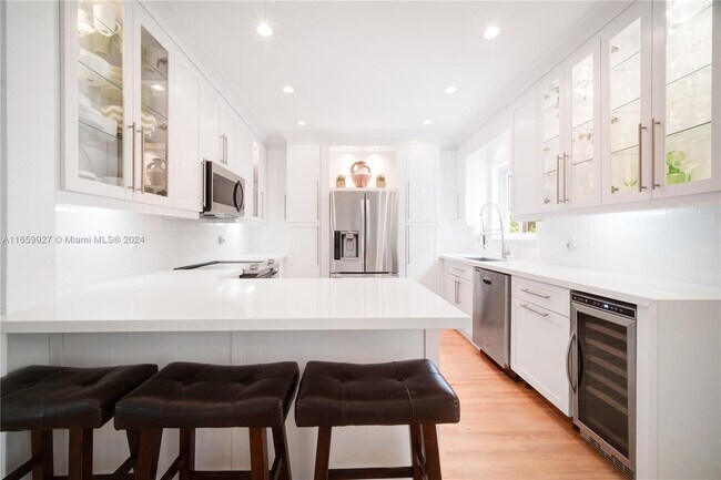 Foto del edificio - 341 SW 30th Rd