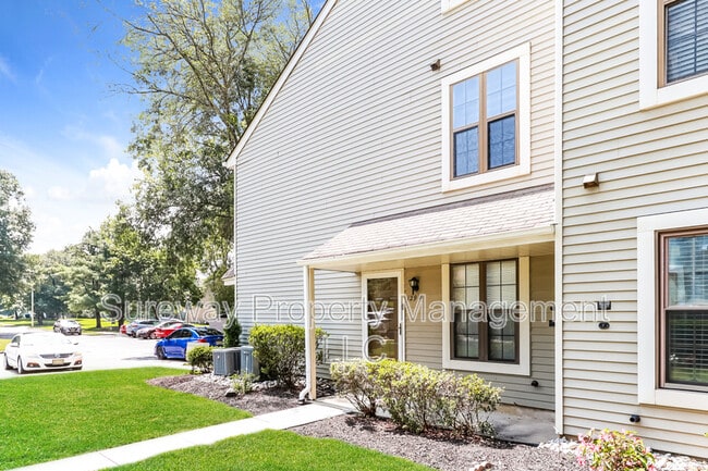Building Photo - 129A Arden Ct