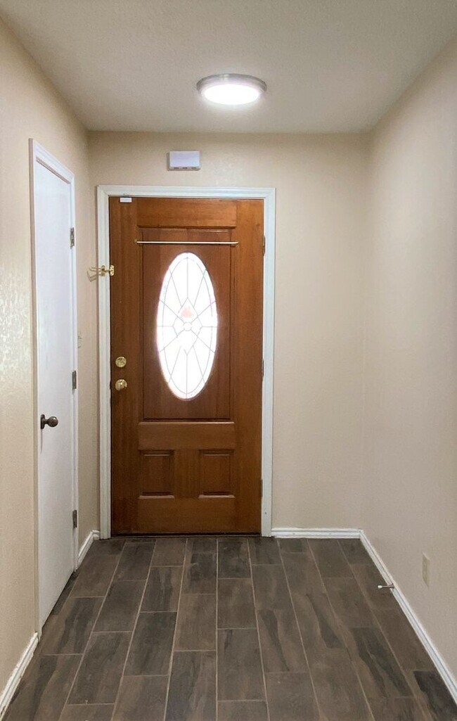 Foto del edificio - 3Bed/2Bath in Mcallen TX Now Available ( T...