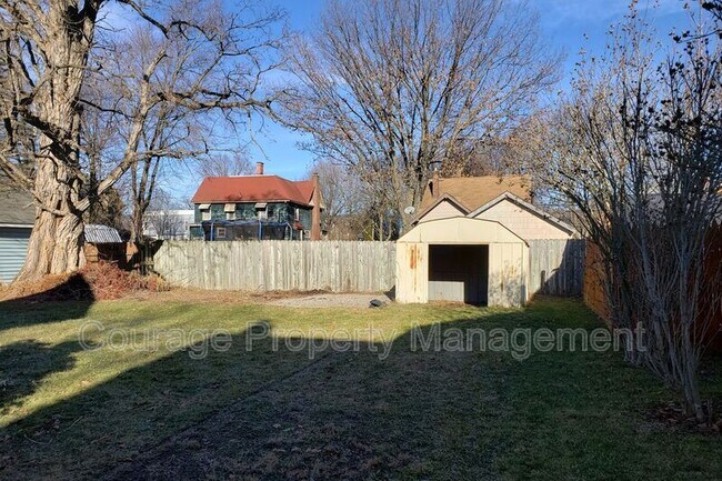 Building Photo - 709 Spaulding St