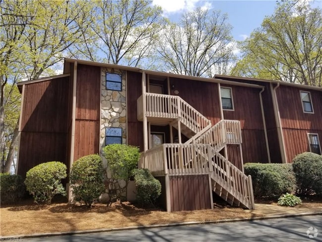 Building Photo - 601 Aspen Pl