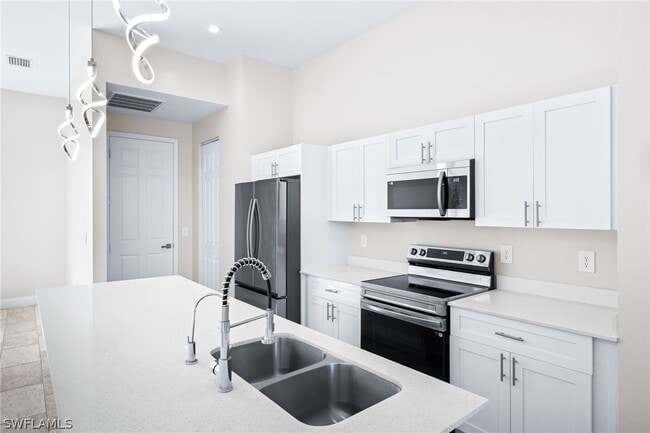 Building Photo - 2708 20th St W