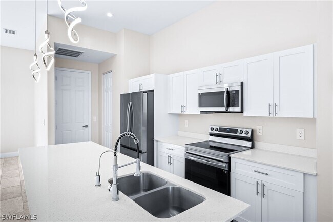 Foto del edificio - 2708 20th St W